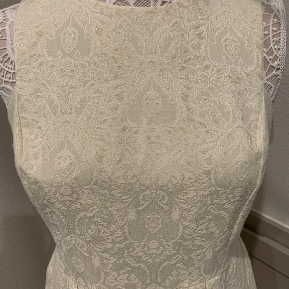 Dress - Picture 9 of 10